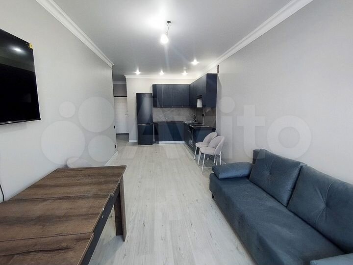 2-к. квартира, 56 м², 7/17 эт.