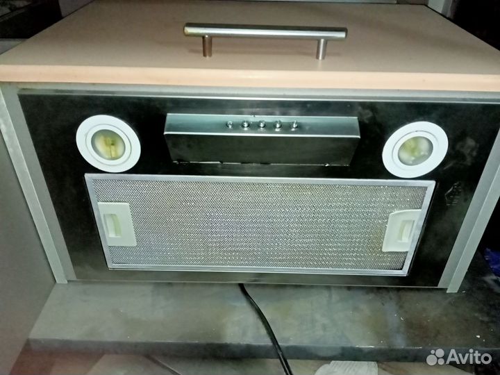 Вытяжка встраиваемая