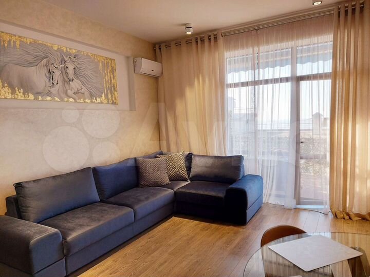 2-к. квартира, 75 м², 1/3 эт.