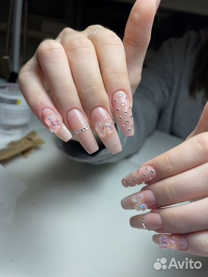Маникюр на дому