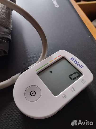 Тонометр полуавтоматический