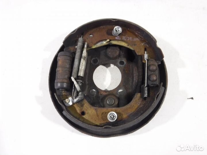 Щит опорный левый Ford Transit VI