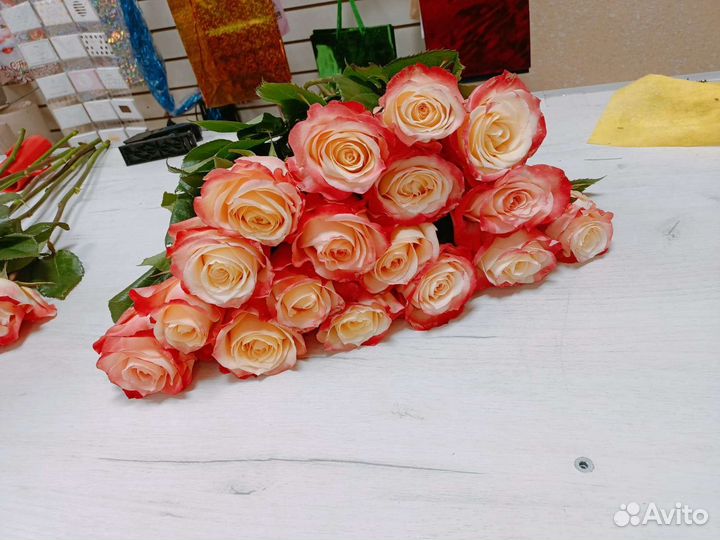 25 роз Эквадор