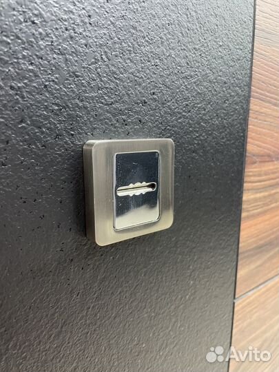 Дверь входная