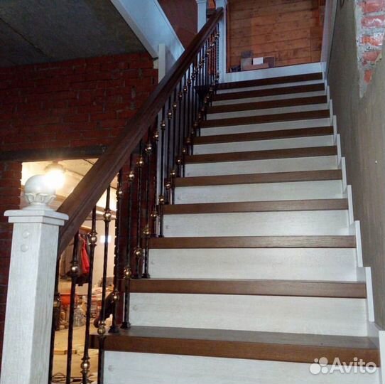 Лестница для загородного дома