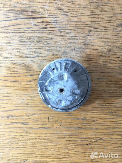 Подушка крепления двигателя Mercedes E-Class W210