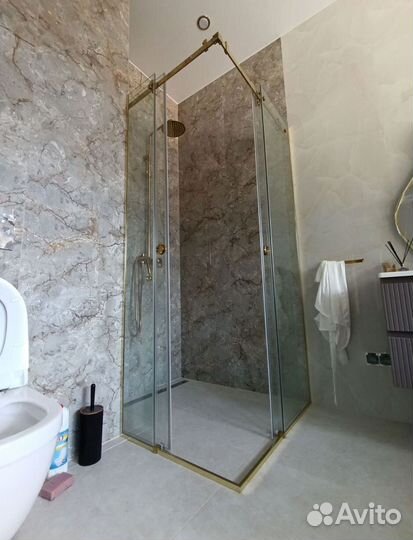 Стеклянная перегородка