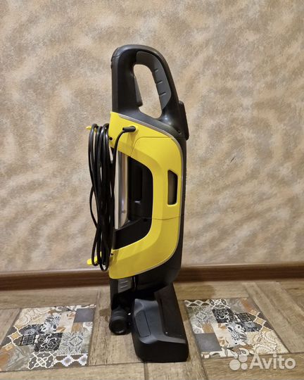 Моющий пылесос karcher