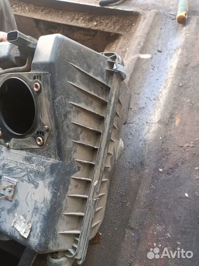 Корпус воздушного фильтра Mazda Mpv 3.0