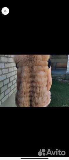 Жилетка с натуральным мехом лисы