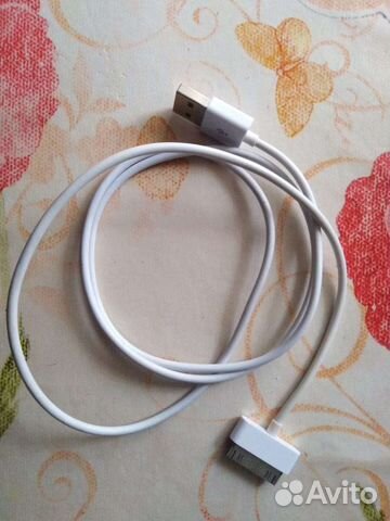 Кабель на iPhone 4