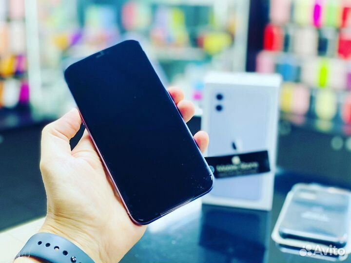 iPhone 11, 256 ГБ