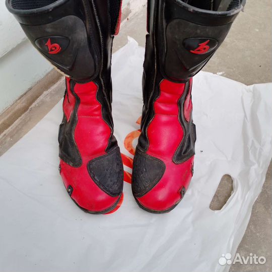 Мотоботинки