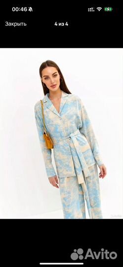 Костюм женский