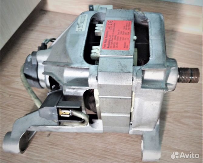 Мотор двигатель стир. Welling нхgp2I.18 - 32008852