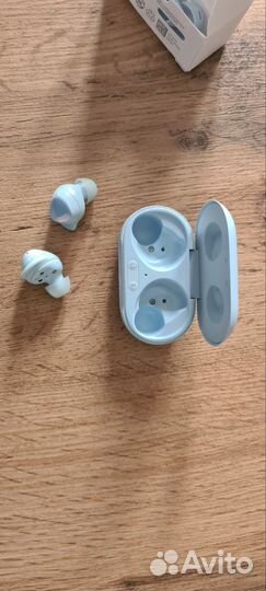 Samsung galaxy buds plus