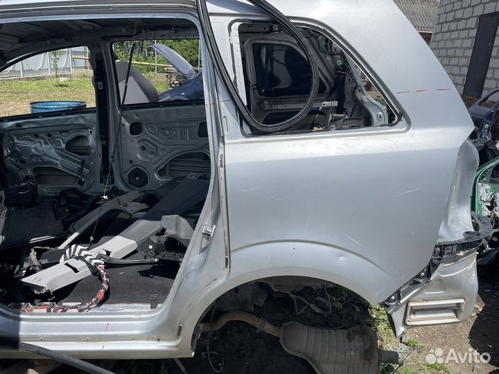 Задняя часть кузова opel zafira b