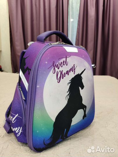 Школьный рюкзак