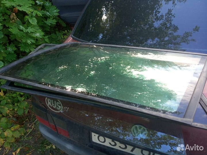 Задние стекла Passat B3 с шелкографией