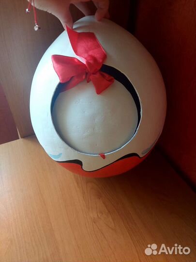 Подарочное яйцо киндер сюрприз