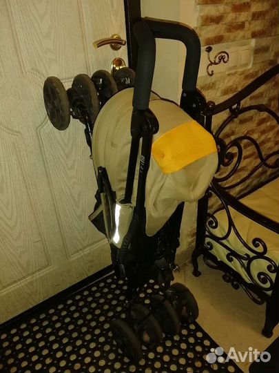 Коляска прогулочная Inglesina Trip б/у