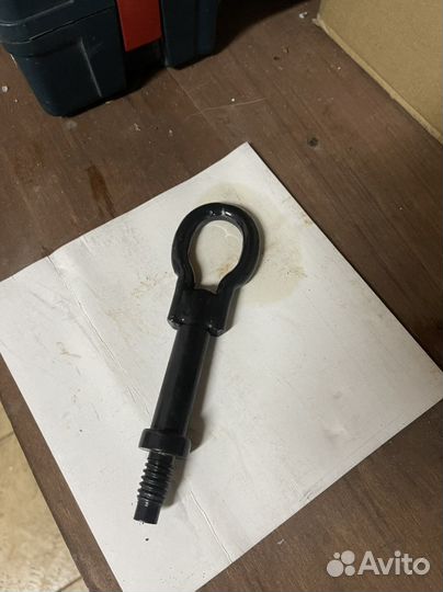 Буксировочный крюк в ассортименте