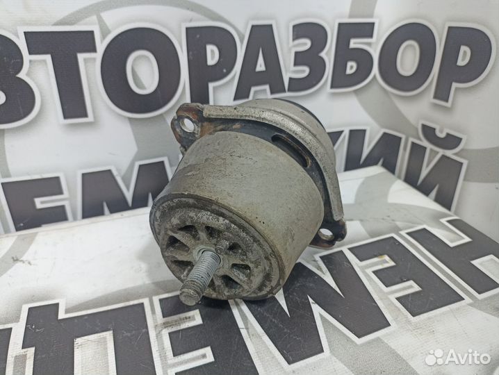 Опора двигателя Porsche Cayenne 955