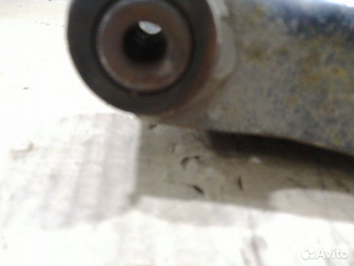 Рычаг подвески левый Ford Maverick TM1 GZ 2006