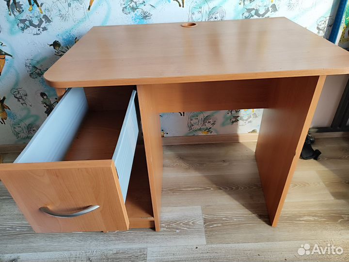 Компьютерный стол бу