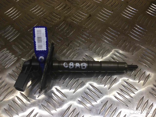 Форсунка Volkswagen Passat 0445116030; 03L130277;
