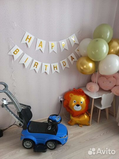 Машинка-каталка с ручкой