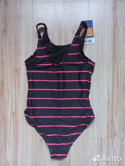 Купальник новый, р.104