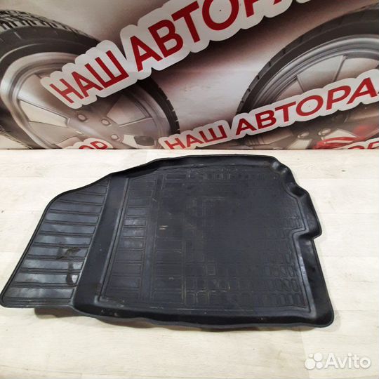 Коврик салона Chevrolet Aveo T300 2012
