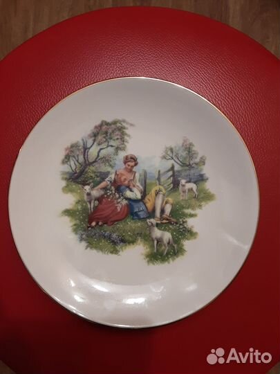 Тарелка декоративная Дулево