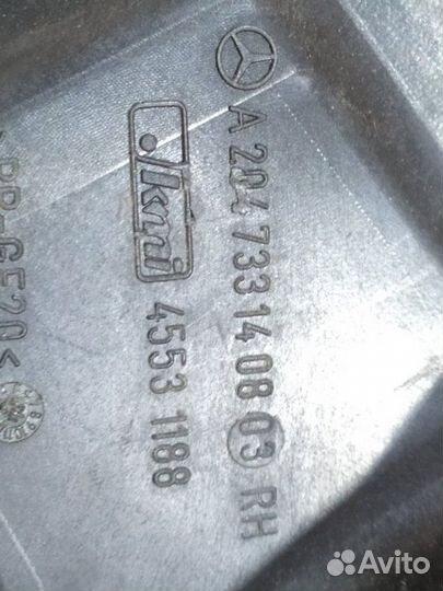 Кожух задний правый Mercedes Glk Х204 OM651DE22LA