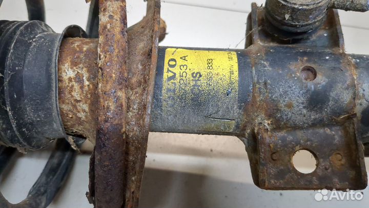 Амортизатор подвески Volvo V70, 2004