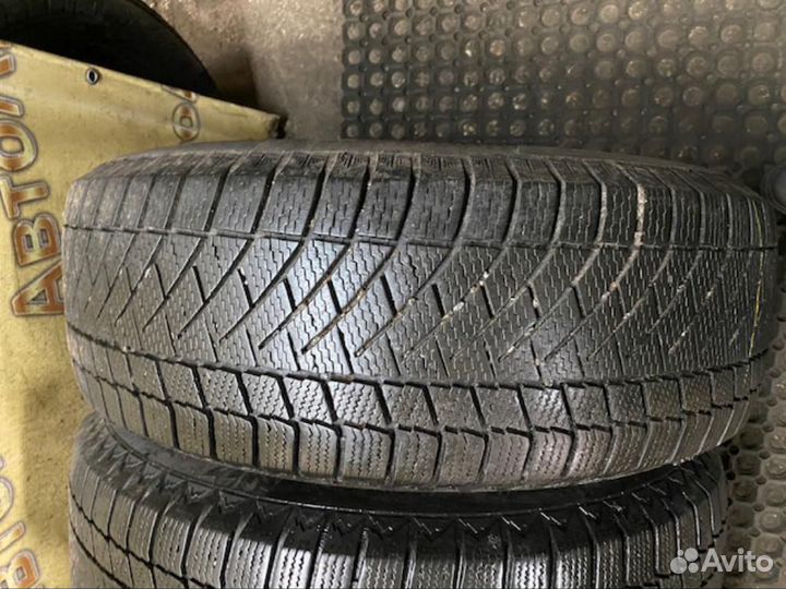 Continental ContiVikingContact 6 225/65 R17