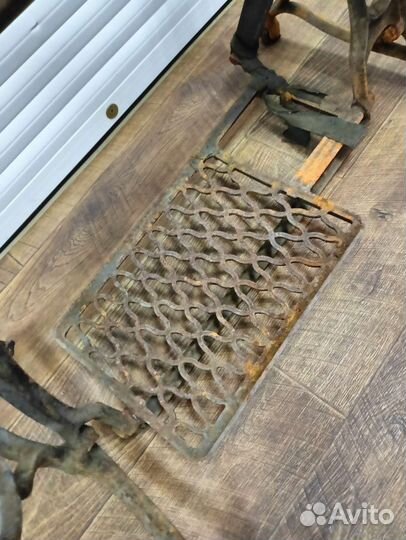 Чугунная станина Зингер Сингер