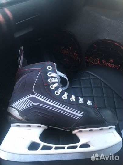 Хоккейный коньки bauer x400
