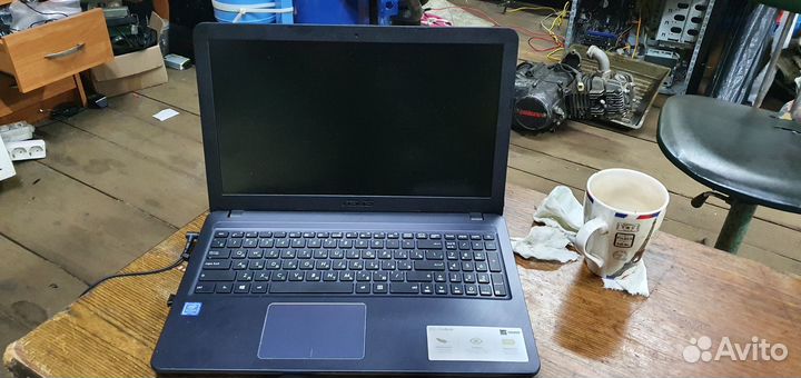 Ноутбук asus D543M