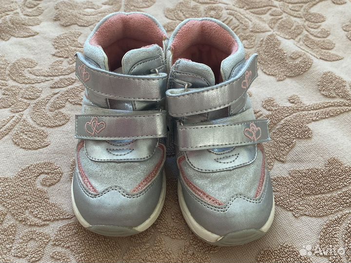Ботинки демисезонные для девочки 24 размер