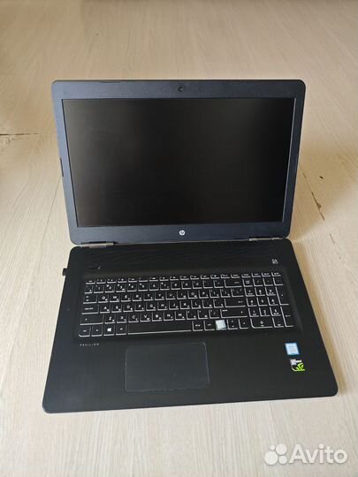 Игровой ноутбук Hp Pavilion 17-ab423ur