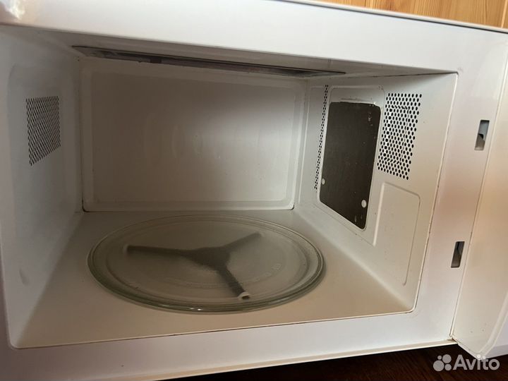 Микроволновая печь