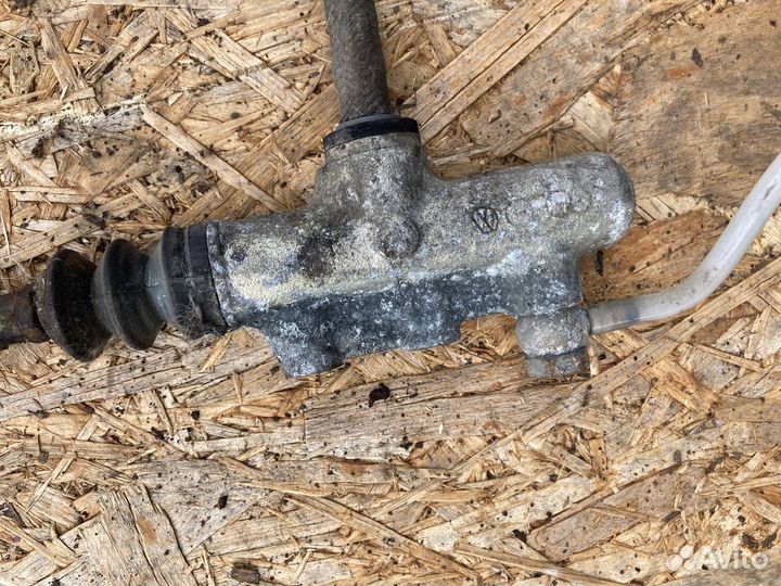 Цилиндр сцепления volkswagen t2 т3