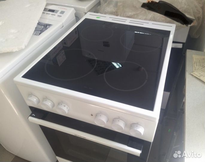 Электрическая плита Gorenje GEC5A61WG