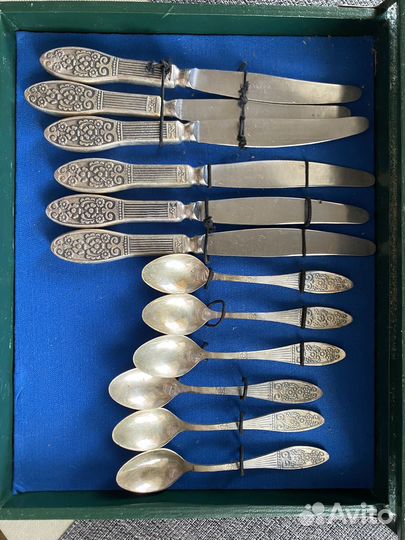 Столовый набор из мельхиора