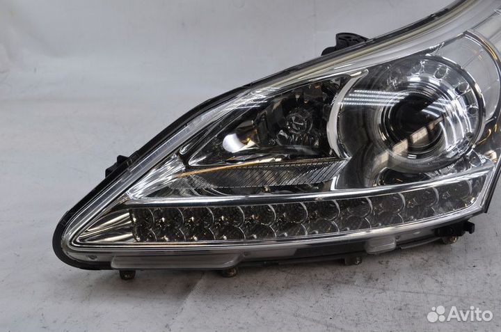 Б/У Б/У Фара передняя левая Hyundai Equus 2008
