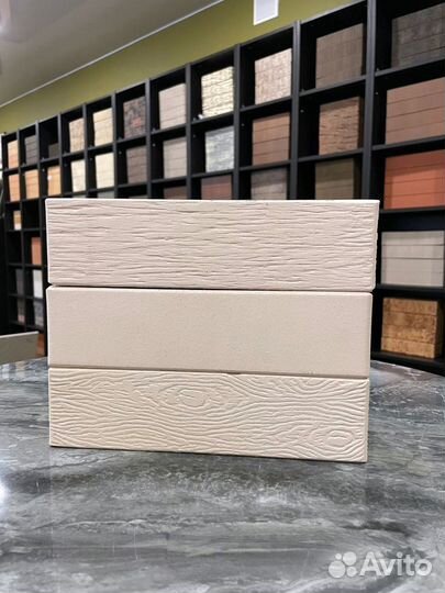 Керамический кирпич слоновая кость дерево жкз