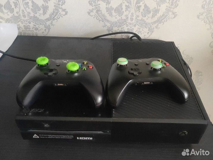 Игровая приставка xbox one