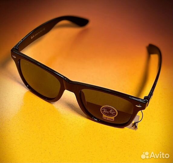 Солнцезащитные очки Ray Ban Wayfarer